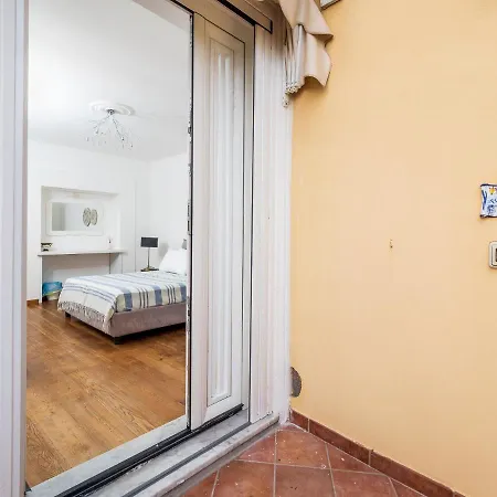 Faraglioni Guest house Sorrento
